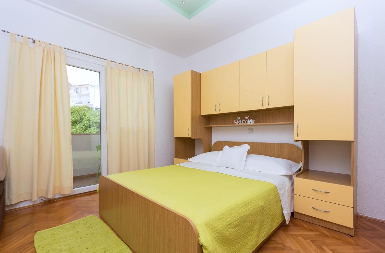 Apartments Villa Vujcic Makarska Bagian luar foto