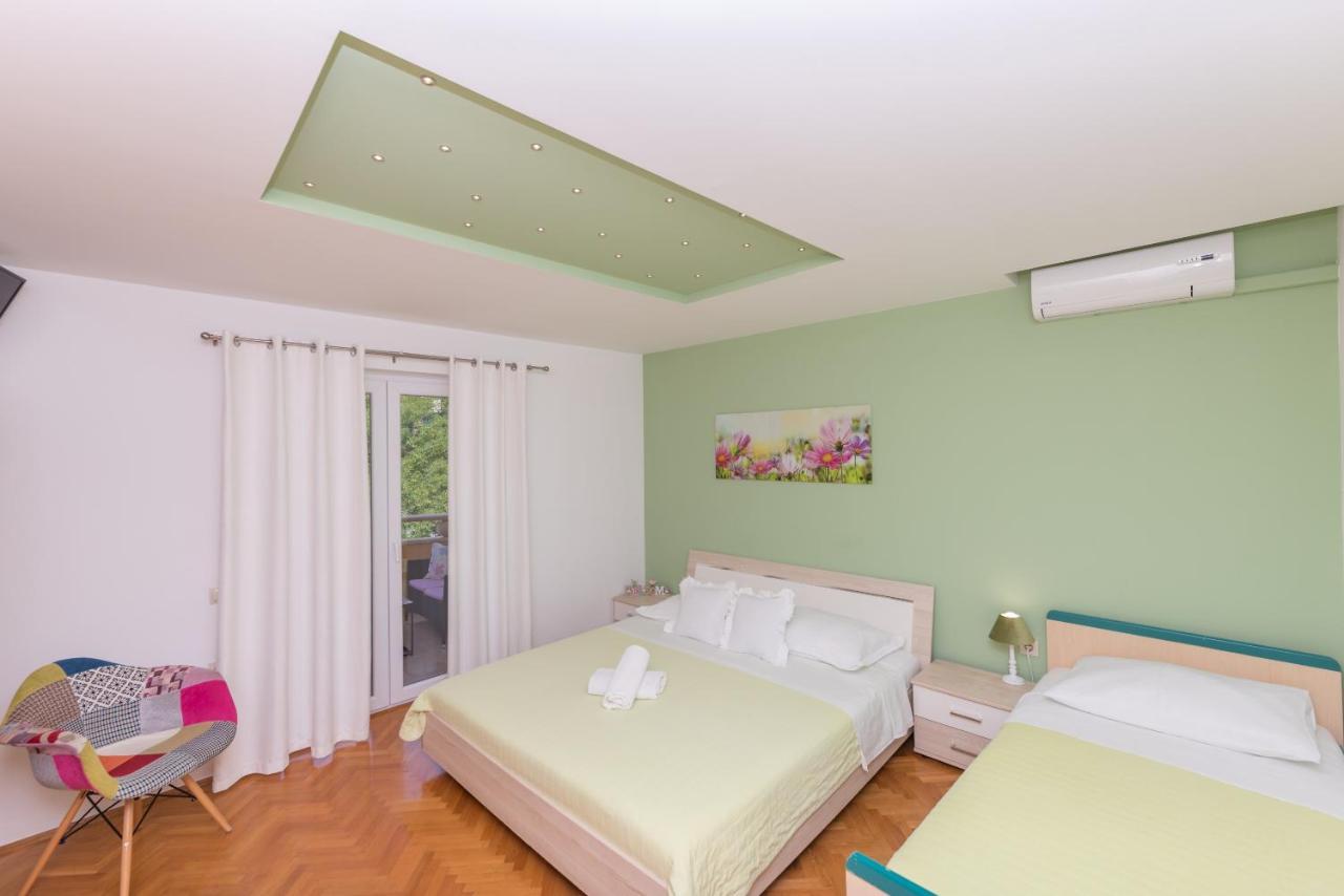 Apartments Villa Vujcic Makarska Bagian luar foto