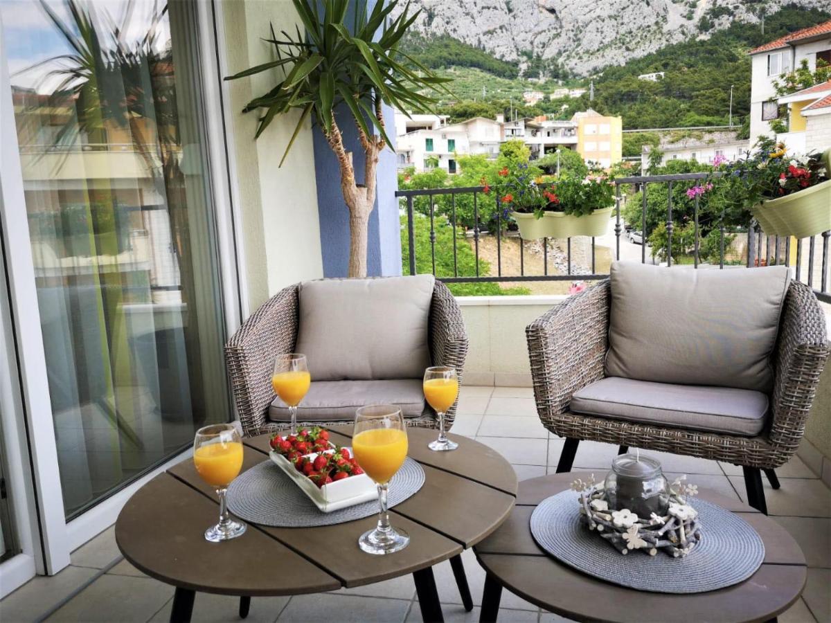 Apartments Villa Vujcic Makarska Bagian luar foto