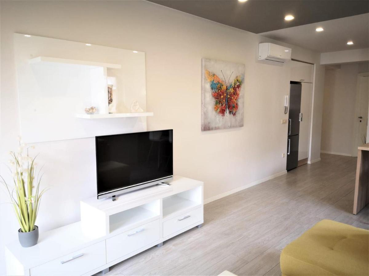 Apartments Villa Vujcic Makarska Bagian luar foto